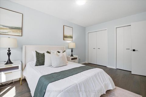 Photo 17 at 22 Snapdragon Drive, Pleasant View, Toronto