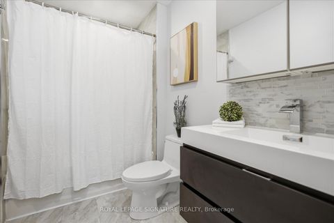 Photo 18 at 22 Snapdragon Drive, Pleasant View, Toronto