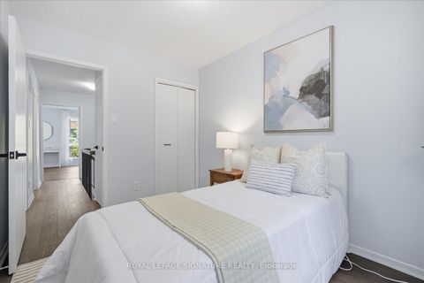 Photo 21 at 22 Snapdragon Drive, Pleasant View, Toronto