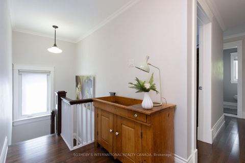 Photo 8 at 2 Rexford Road, Bloor West Village, Toronto