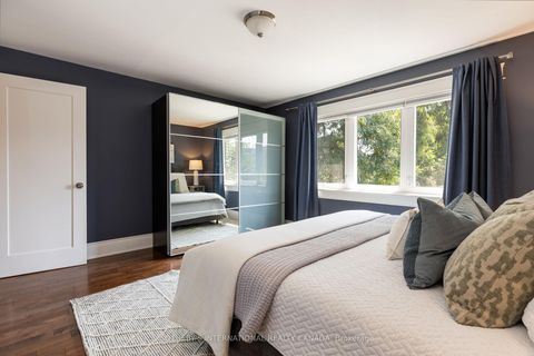 Photo 11 at 2 Rexford Road, Bloor West Village, Toronto