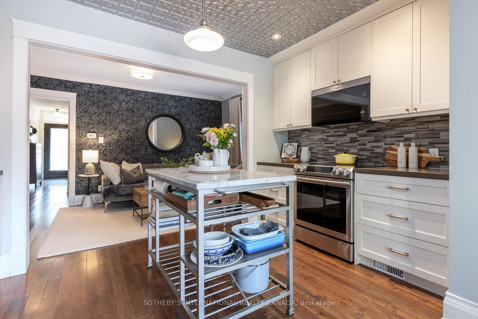 2 Rexford Road, Bloor West Village, Toronto 
