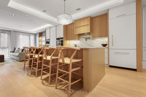 Photo 10 at 90 Roe Avenue, Lawrence Park North, Toronto