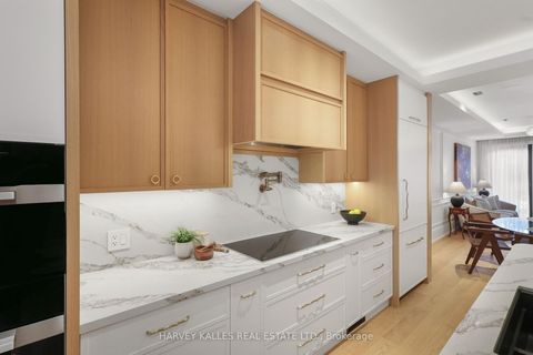 Photo 14 at 90 Roe Avenue, Lawrence Park North, Toronto