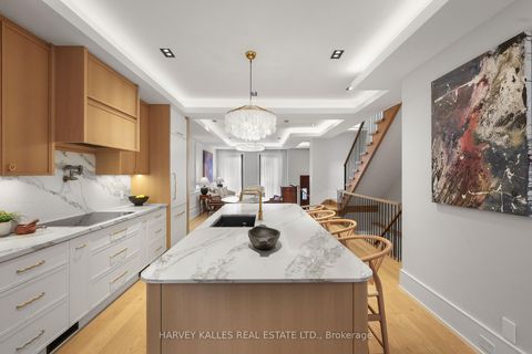 Photo 15 at 90 Roe Avenue, Lawrence Park North, Toronto