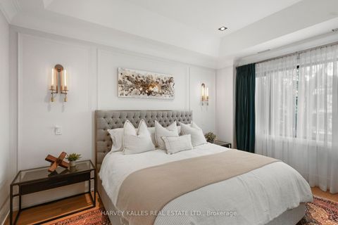 Photo 25 at 90 Roe Avenue, Lawrence Park North, Toronto