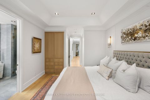 Photo 26 at 90 Roe Avenue, Lawrence Park North, Toronto