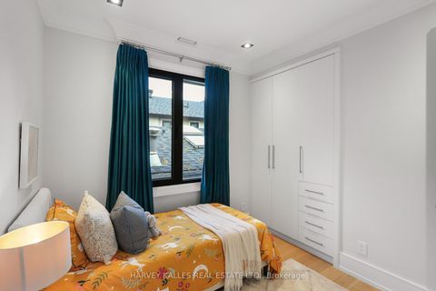 Photo 30 at 90 Roe Avenue, Lawrence Park North, Toronto