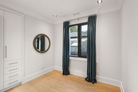 Photo 32 at 90 Roe Avenue, Lawrence Park North, Toronto