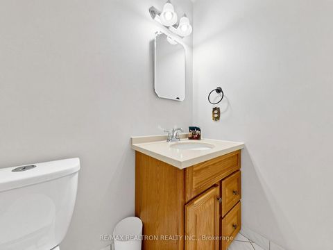 Photo 28 at 101 Chieftain Crescent, Allandale Centre, Barrie
