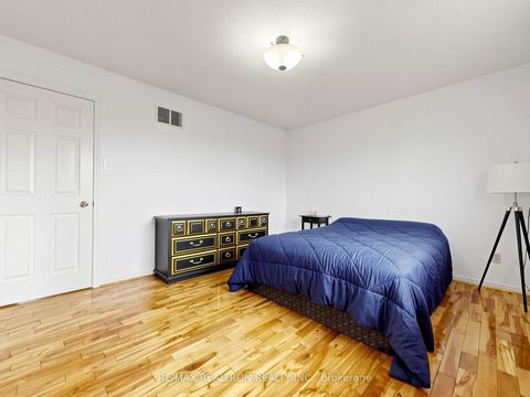 Photo 34 at 101 Chieftain Crescent, Allandale Centre, Barrie