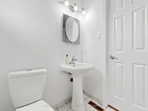 Photo 35 at 101 Chieftain Crescent, Allandale Centre, Barrie