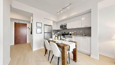 Photo 4 at 1702 - 2200 Lake Shore Boulevard W, Mimico, Toronto