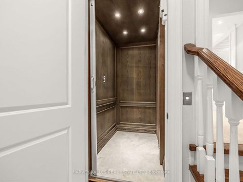 Photo 6 at 125 Bannockburn Avenue, Nortown, Toronto