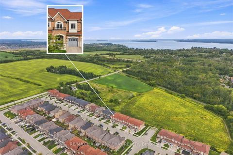 Photo 1 at 1146 Peelar Crescent, Lefroy, Innisfil