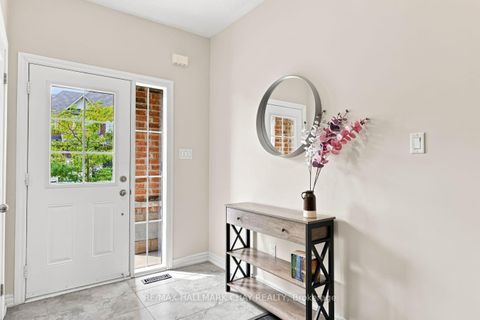 Photo 2 at 1146 Peelar Crescent, Lefroy, Innisfil