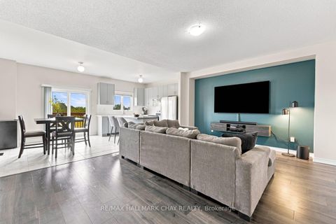 Photo 6 at 1146 Peelar Crescent, Lefroy, Innisfil