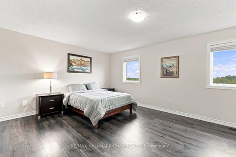 Photo 9 at 1146 Peelar Crescent, Lefroy, Innisfil