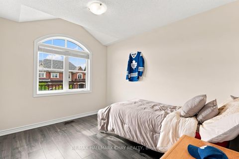 Photo 11 at 1146 Peelar Crescent, Lefroy, Innisfil