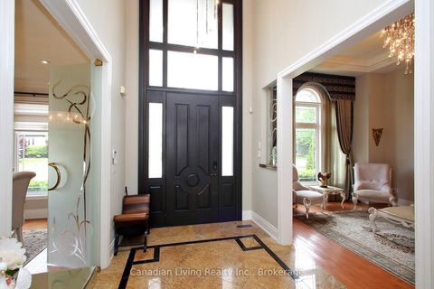 Photo 22 at 63 mapledown Way N, Rural Vaughan, Vaughan