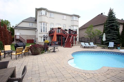 Photo 41 at 63 mapledown Way N, Rural Vaughan, Vaughan
