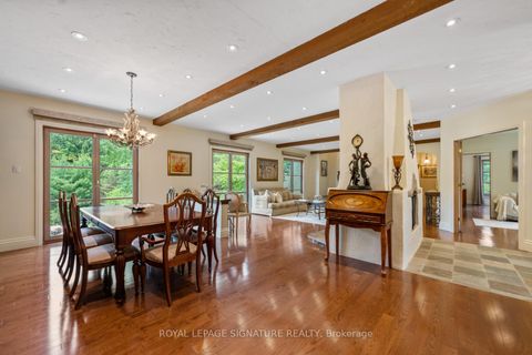 Photo 4 at 30 Kingswood Drive, Rural King, King