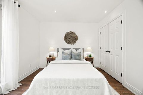 Photo 21 at 3 - 64 Old Mill Terrace, Queensway, Toronto