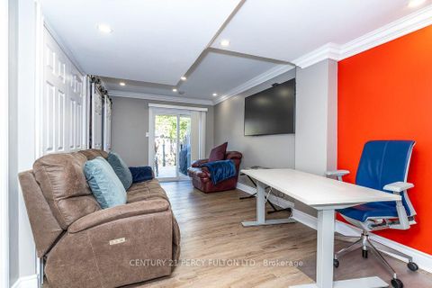 Photo 6 at 28 Rumi Crescent, Victoria Village, Toronto
