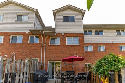 Photo 40 at 28 Rumi Crescent, Victoria Village, Toronto