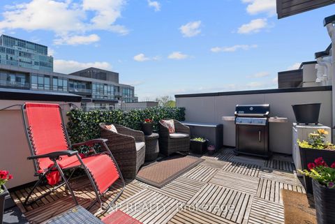 Photo 3 at 89 - 30 Fieldway Road, City Centre West, Toronto