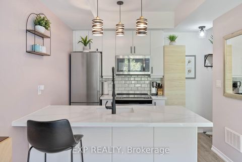 Photo 5 at 89 - 30 Fieldway Road, City Centre West, Toronto