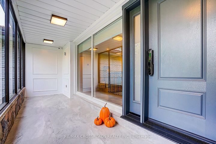 Photo 4 at 55 Forest Grove Drive, Bayview Village, Toronto