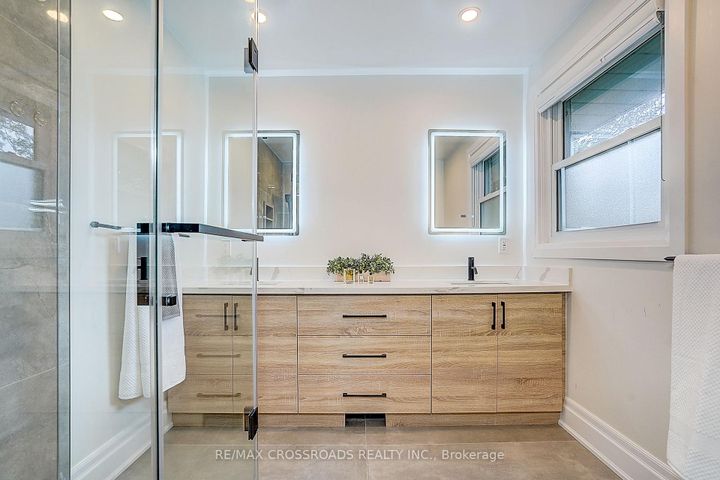 Photo 33 at 55 Forest Grove Drive, Bayview Village, Toronto