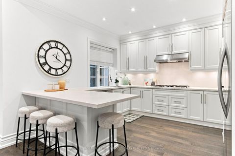 Photo 11 at 46 Bernard Avenue, Annex, Toronto