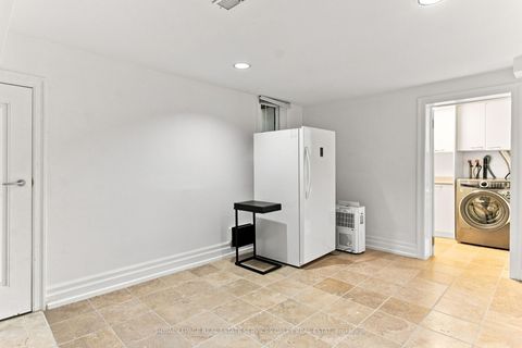 Photo 29 at 46 Bernard Avenue, Annex, Toronto
