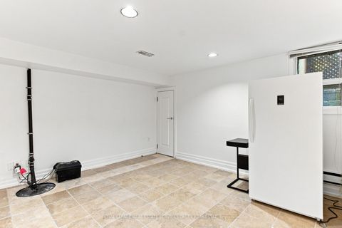 Photo 31 at 46 Bernard Avenue, Annex, Toronto