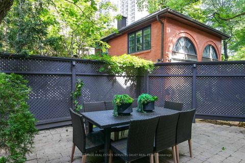 Photo 34 at 46 Bernard Avenue, Annex, Toronto