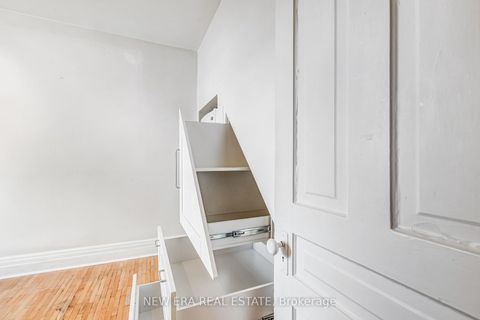 Photo 23 at 393 Ossington Avenue, Bellwoods, Toronto