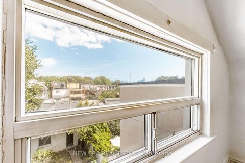 Photo 36 at 393 Ossington Avenue, Bellwoods, Toronto