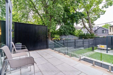 Photo 9 at 305 Glen Road, Moore Park, Toronto