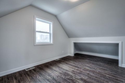 Photo 9 at 82 Parkway Avenue, Roncesvalles, Toronto