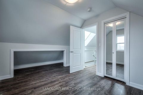 Photo 10 at 82 Parkway Avenue, Roncesvalles, Toronto