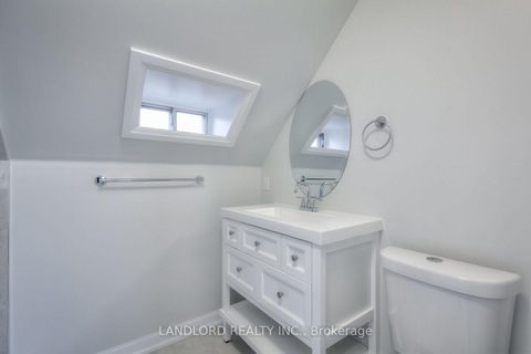 Photo 12 at 82 Parkway Avenue, Roncesvalles, Toronto