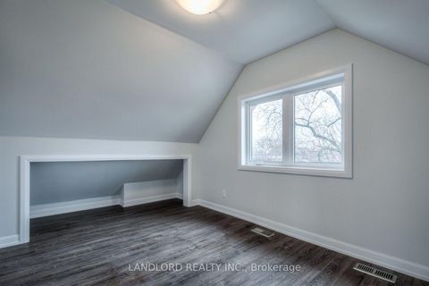 Photo 13 at 82 Parkway Avenue, Roncesvalles, Toronto