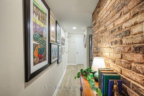 Photo 2 at 905 - 1093 Kingston Road, Cliffside, Toronto