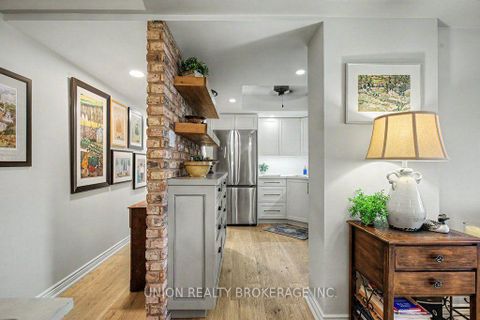 Photo 3 at 905 - 1093 Kingston Road, Cliffside, Toronto
