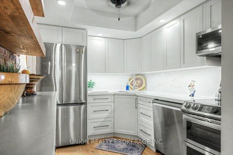 Photo 6 at 905 - 1093 Kingston Road, Cliffside, Toronto