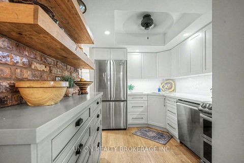 Photo 7 at 905 - 1093 Kingston Road, Cliffside, Toronto