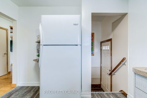 Photo 15 at 11 Barnsley Court, Maryvale, Toronto