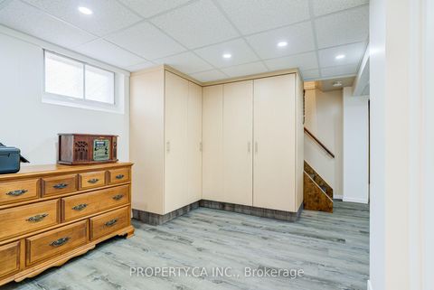 Photo 21 at 11 Barnsley Court, Maryvale, Toronto